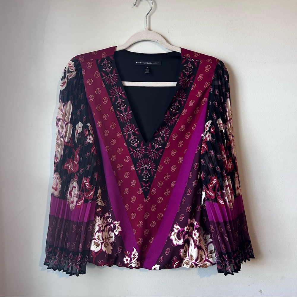 White House Black Market Floral Paisley V Neck Blouse Pleated Sheer Sleeves Sz M